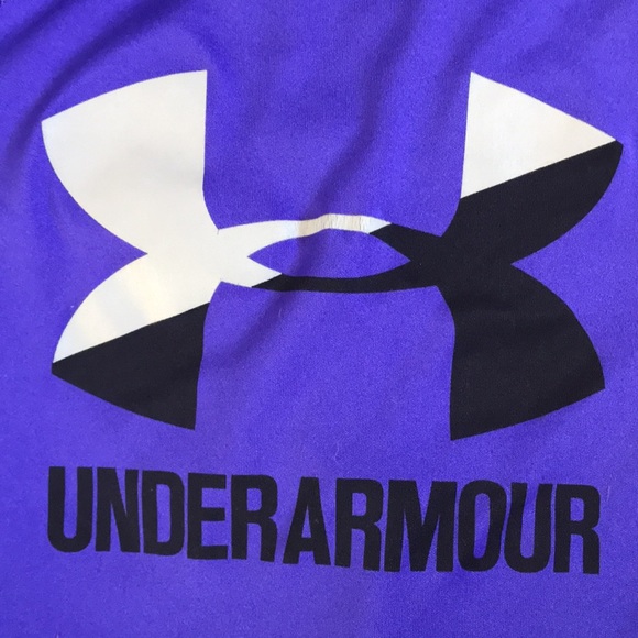 Purple under armour athletic shirt - Picture 2 of 4